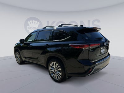 2023 Toyota Highlander Platinum