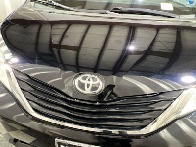 2015 Toyota Sienna LE