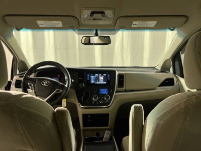 2015 Toyota Sienna LE
