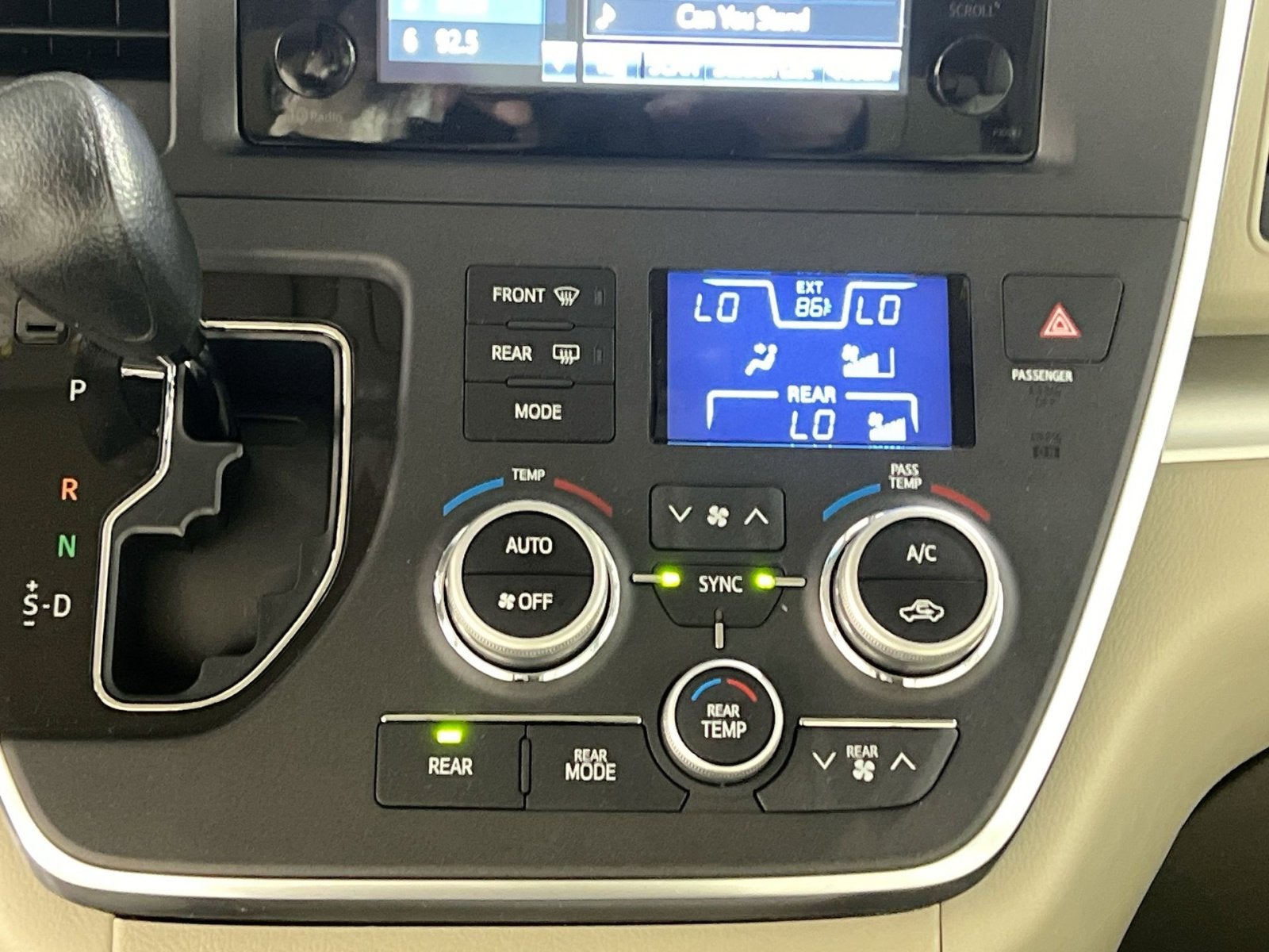 2015 Toyota Sienna LE