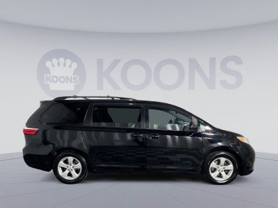 2015 Toyota Sienna LE
