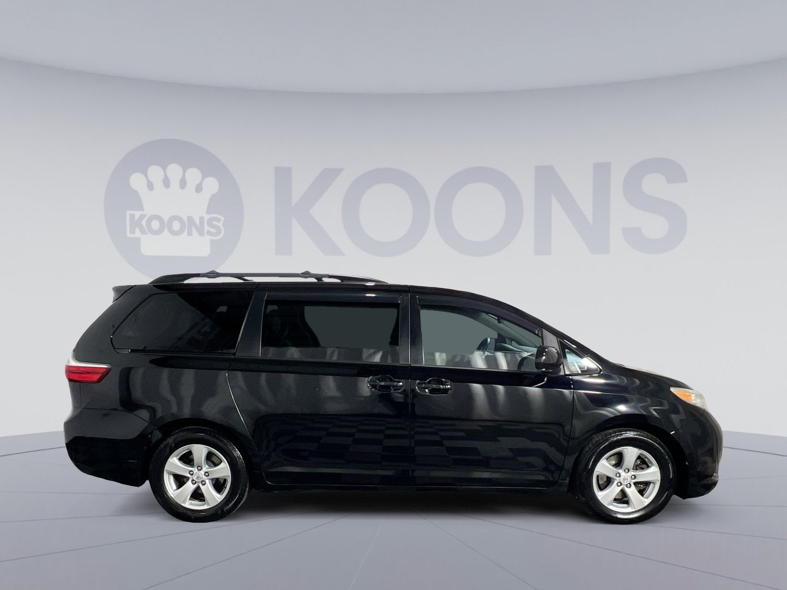 2015 Toyota Sienna LE