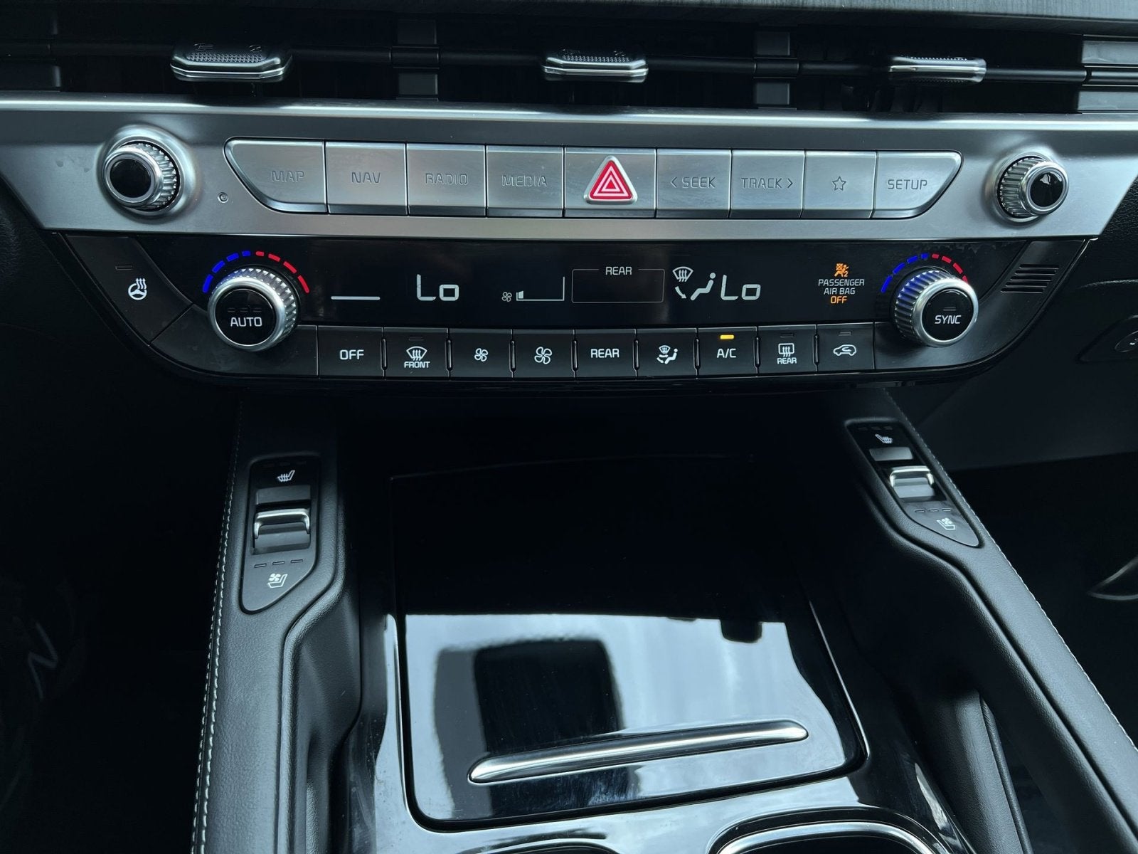 2024 Kia Telluride EX - Photo 33