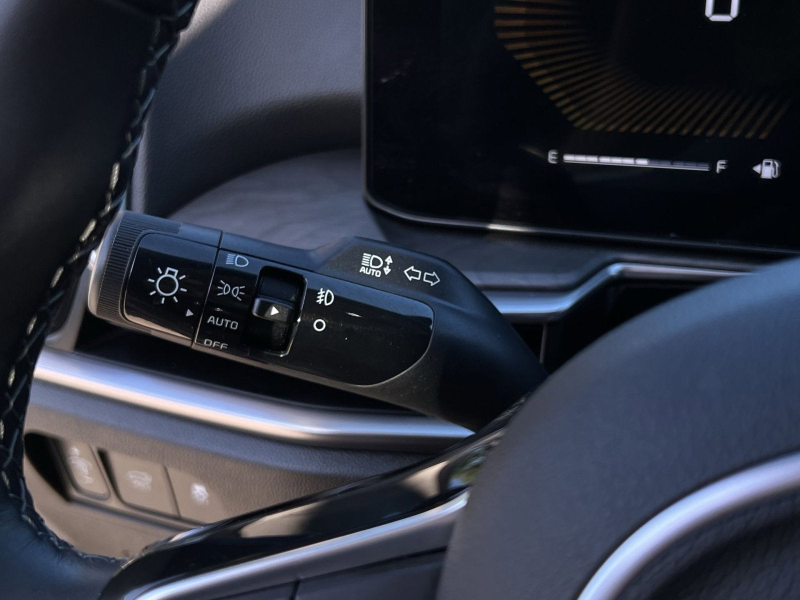 2025 Kia Sorento X-Line EX