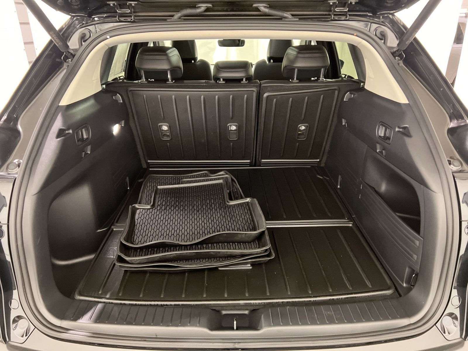 2025 Mazda Mazda CX-50 Hybrid Premium