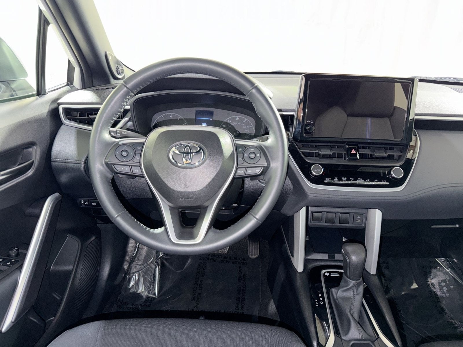 2024 Toyota Corolla Cross Hybrid SE