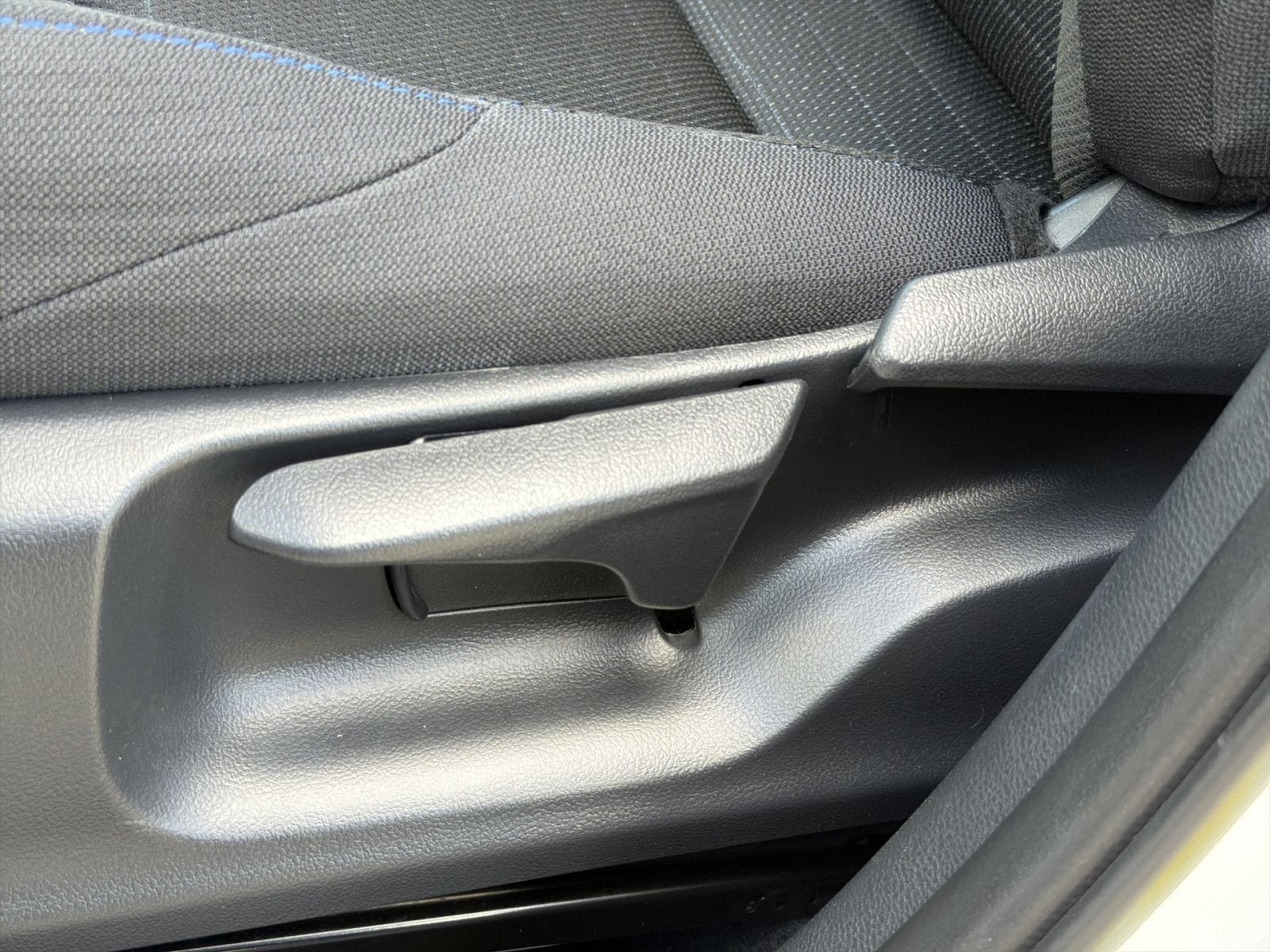 2024 Toyota Corolla Cross Hybrid SE