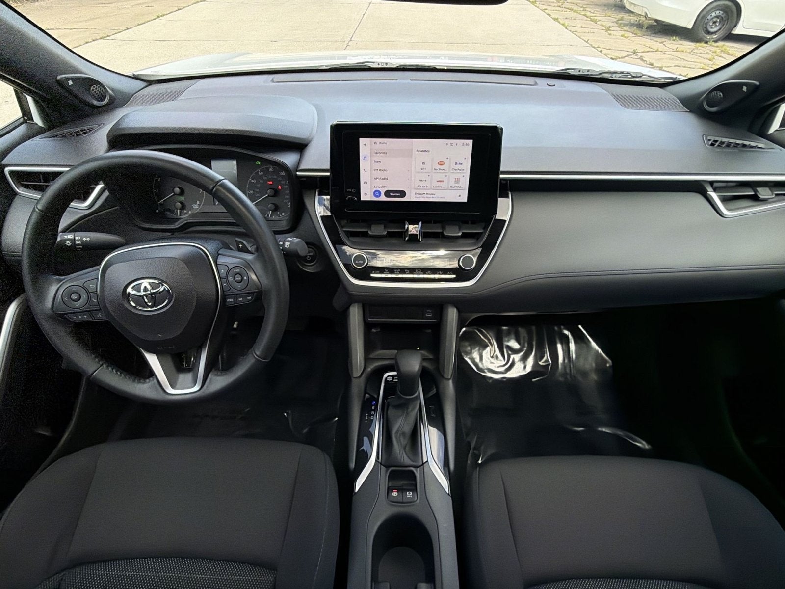 2024 Toyota Corolla Cross Hybrid SE