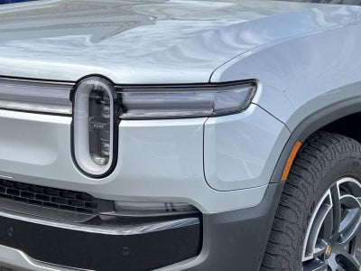 2026 Rivian R1S Base