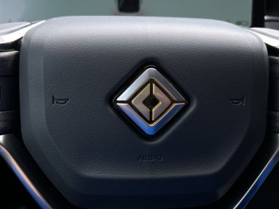 2026 Rivian R1S Base