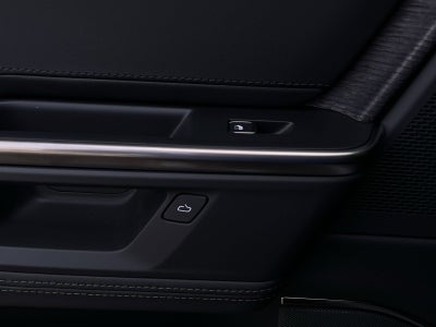 2026 Rivian R1S Base