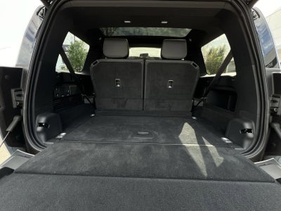 2026 Rivian R1S Base