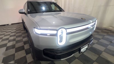 2026 Rivian R1S Base