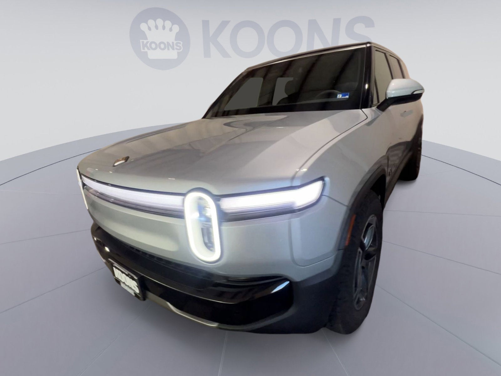 2026 Rivian R1S Base