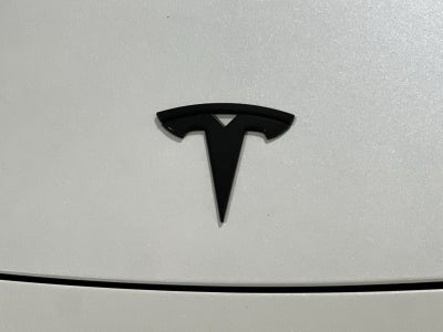 2024 Tesla Model Y Performance