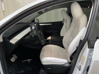 2024 Tesla Model Y Performance