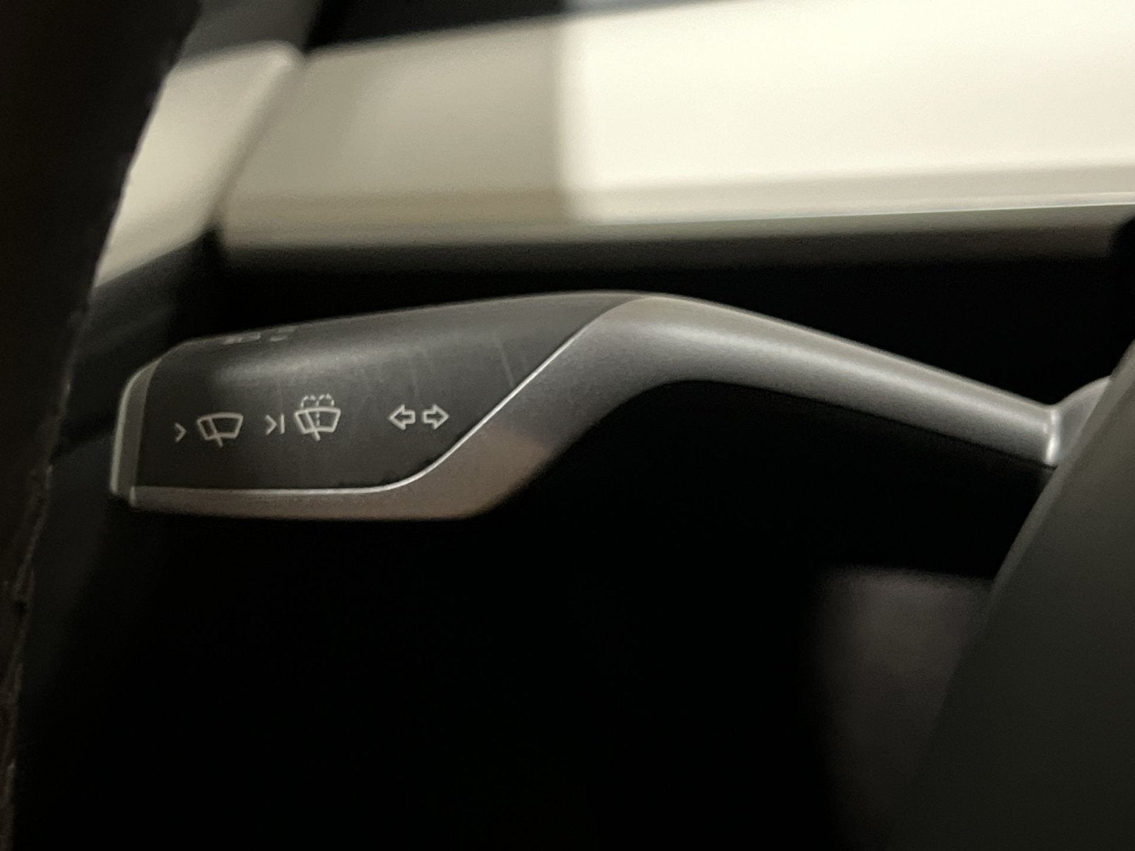 2024 Tesla Model Y Performance