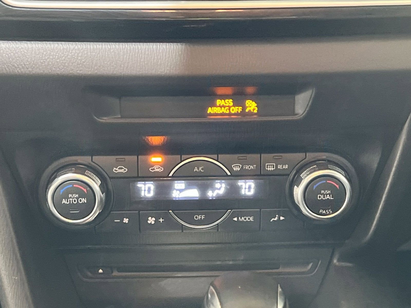 2014 Mazda Mazda3 i Touring