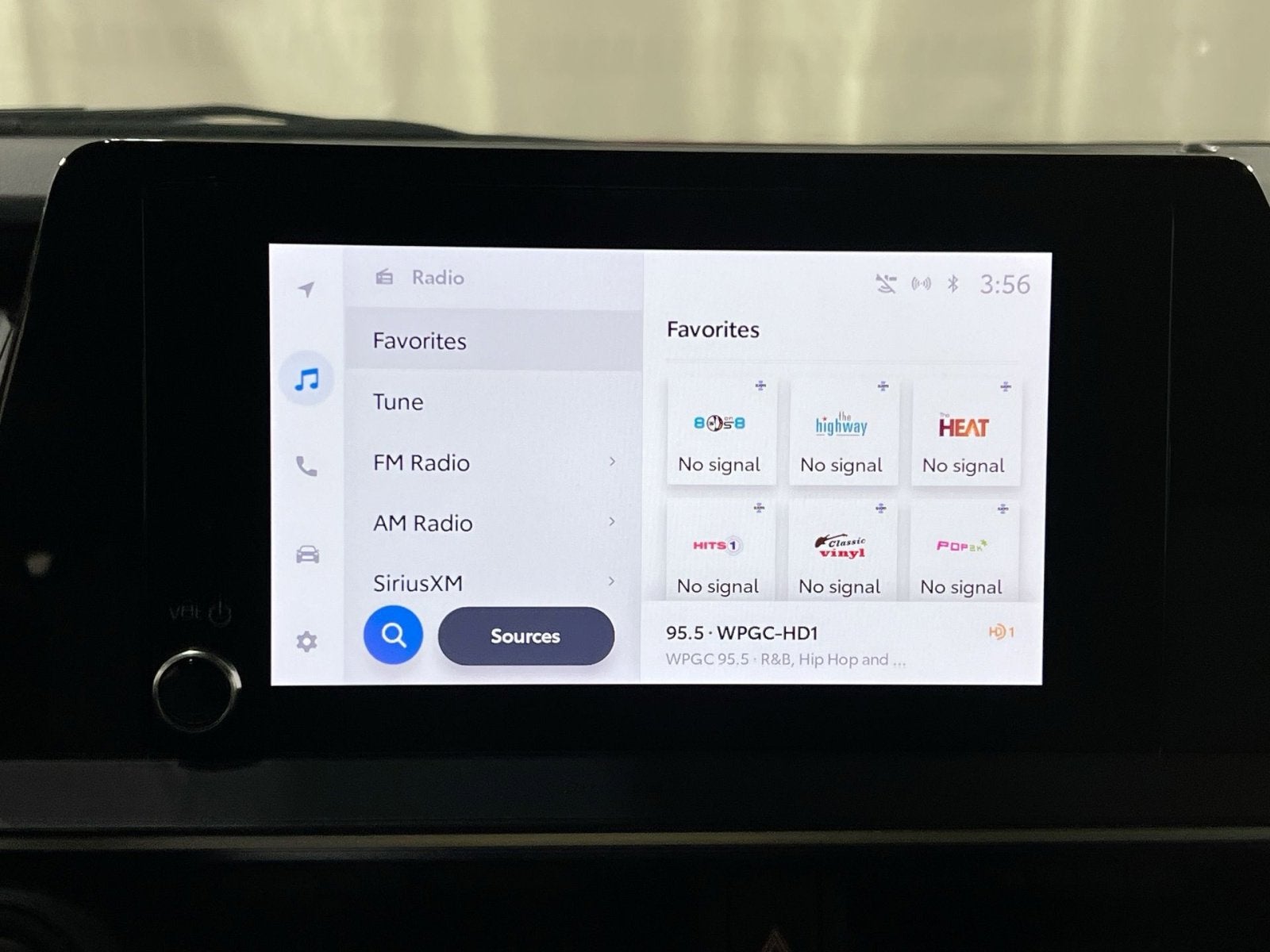 2023 Toyota Prius LE