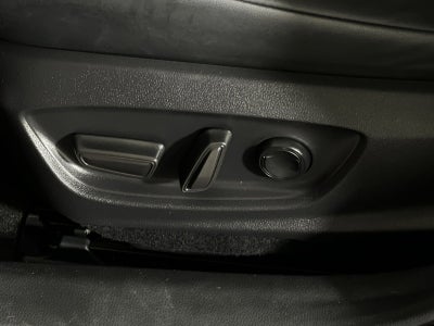 2023 Toyota Prius XLE