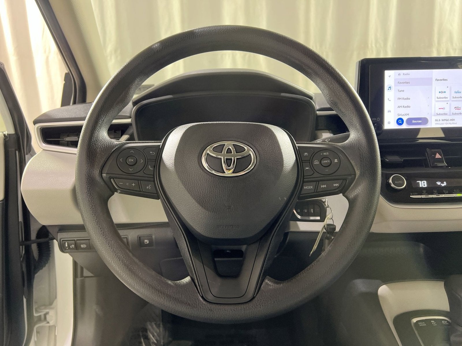 2023 Toyota Corolla Hybrid LE