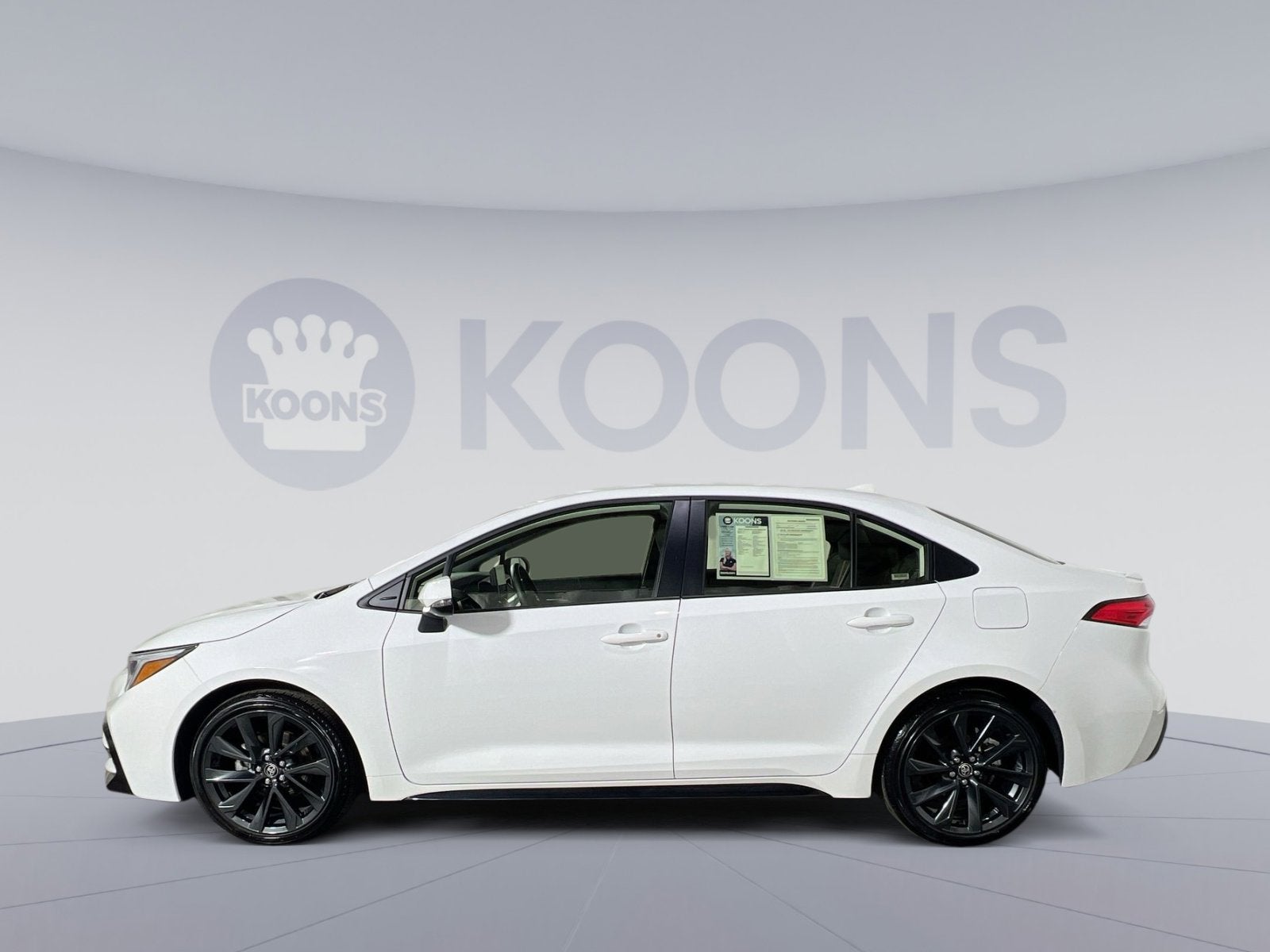 Used 2025 Toyota Corolla SE with VIN JTDBCMFE6S3098804 for sale in Northfield, Minnesota