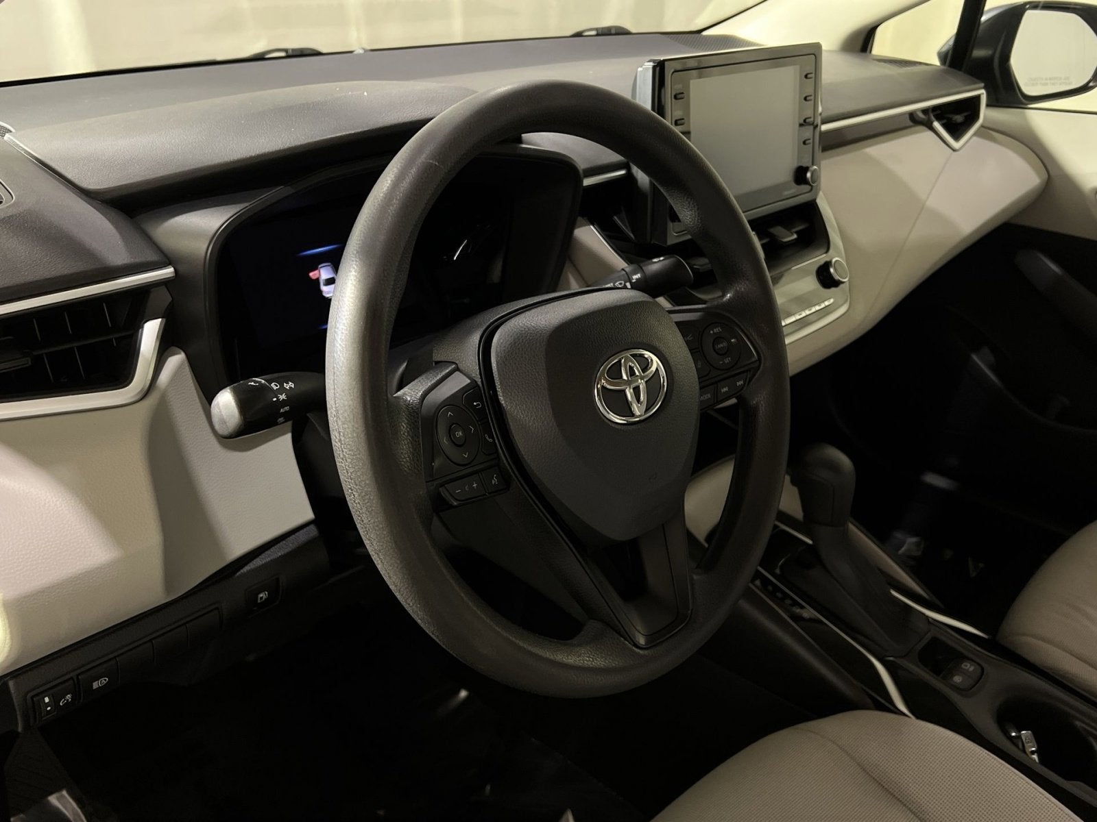 2022 Toyota Corolla Hybrid LE