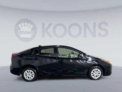 2019 Toyota Prius LE