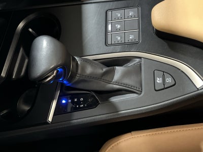 2024 Lexus UX 250h Premium
