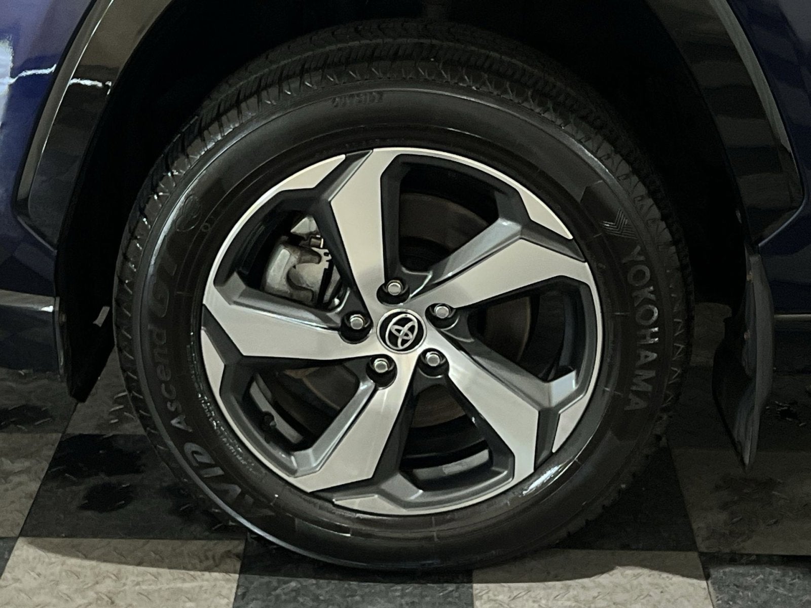 2023 Toyota RAV4 Prime SE