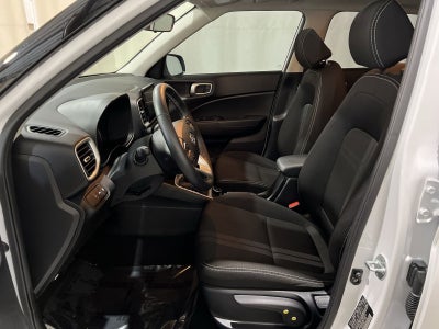 2022 Hyundai Venue SEL
