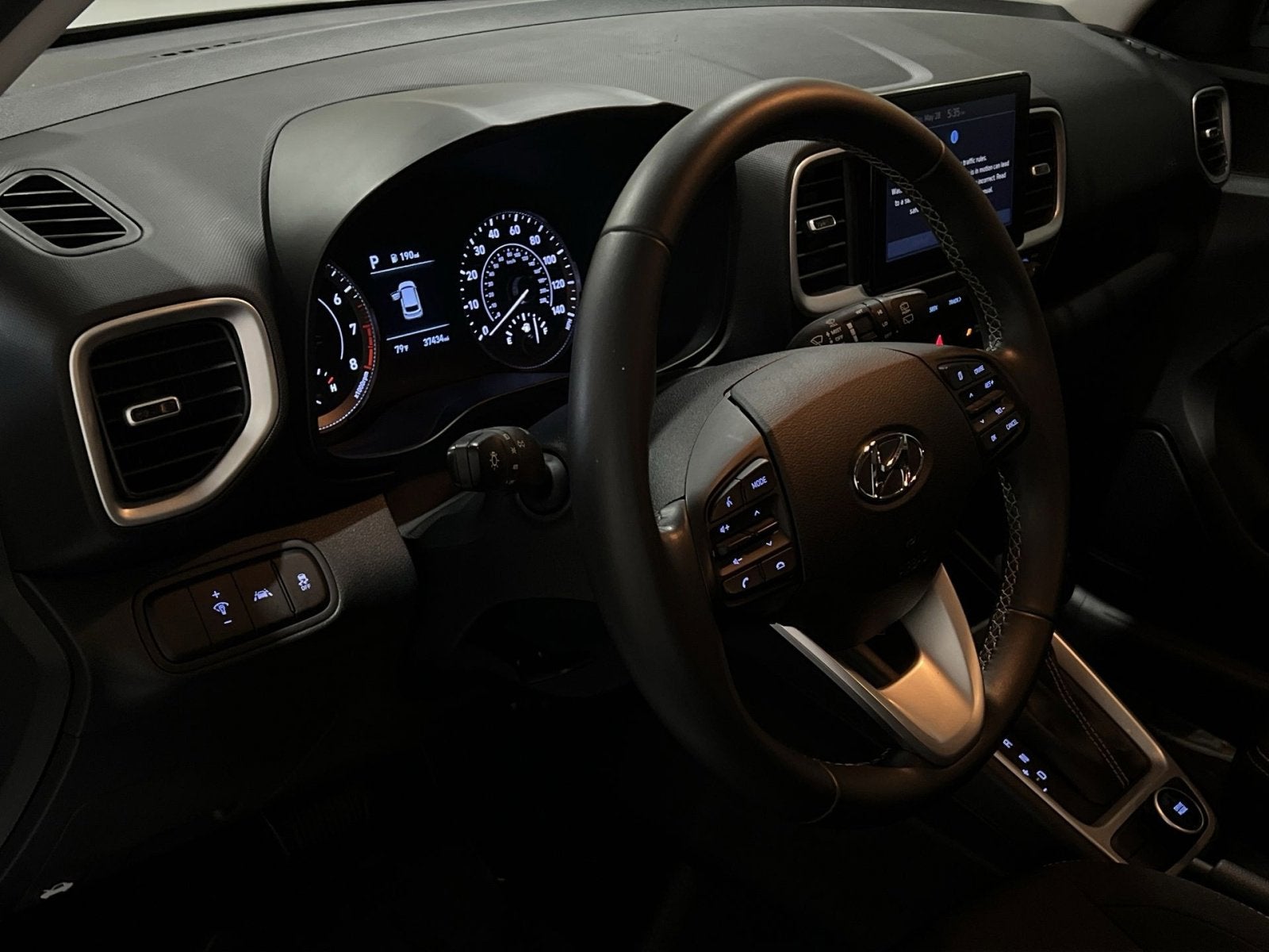 2022 Hyundai Venue SEL