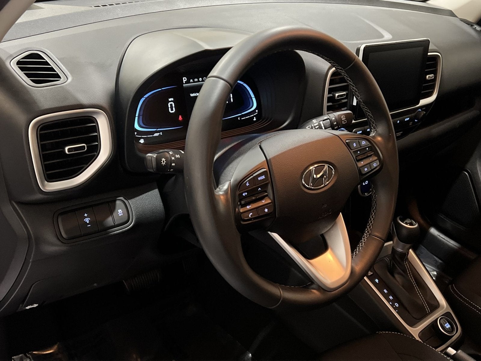 2024 Hyundai Venue SEL