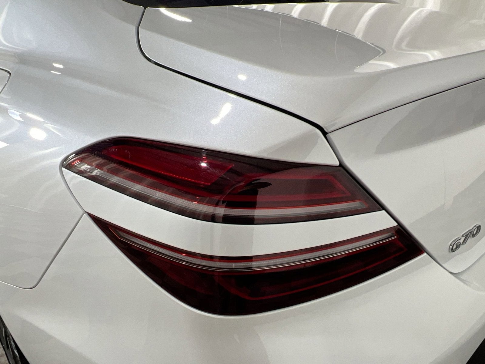 2023 Genesis G70 2.0T
