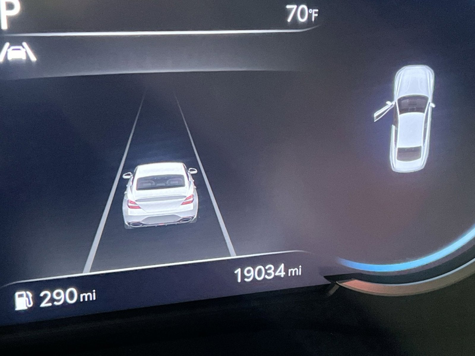 2023 Genesis G70 2.0T