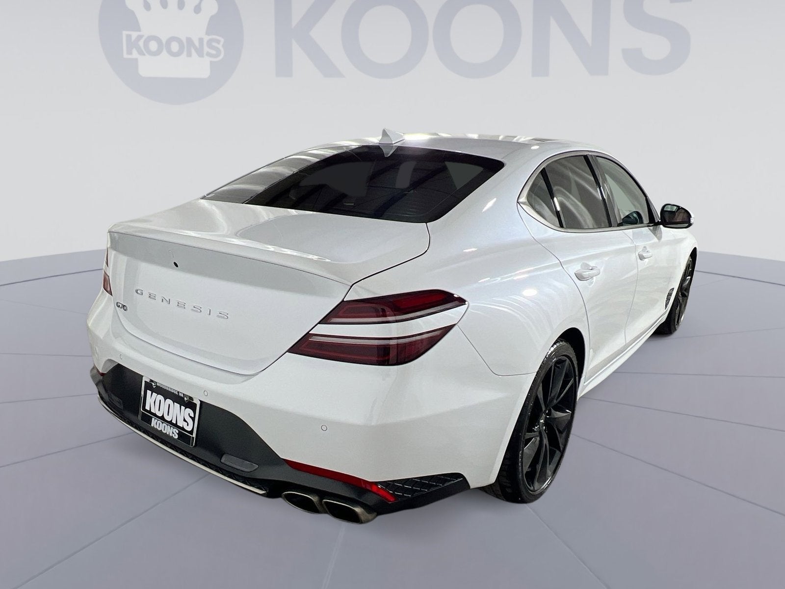 2023 Genesis G70 2.0T