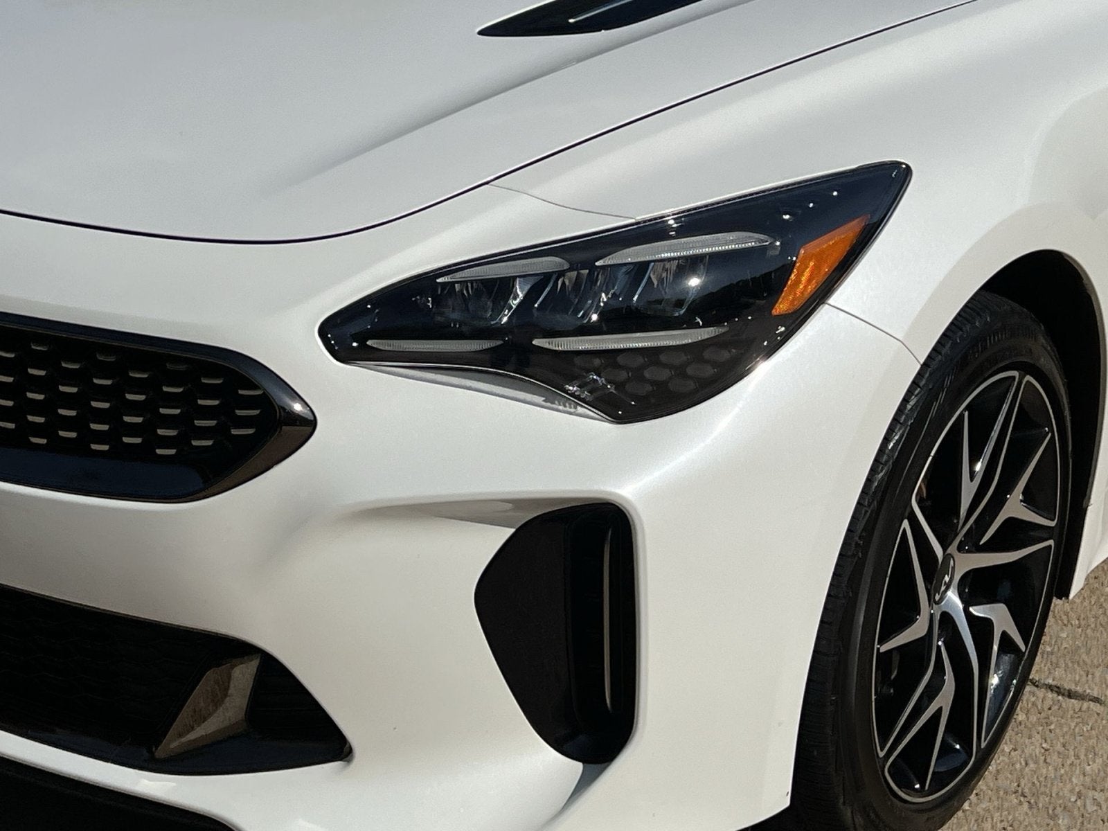 2023 Kia Stinger GT-Line