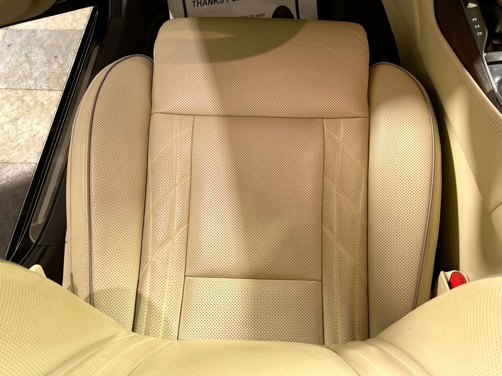 2020 Kia K900 Luxury