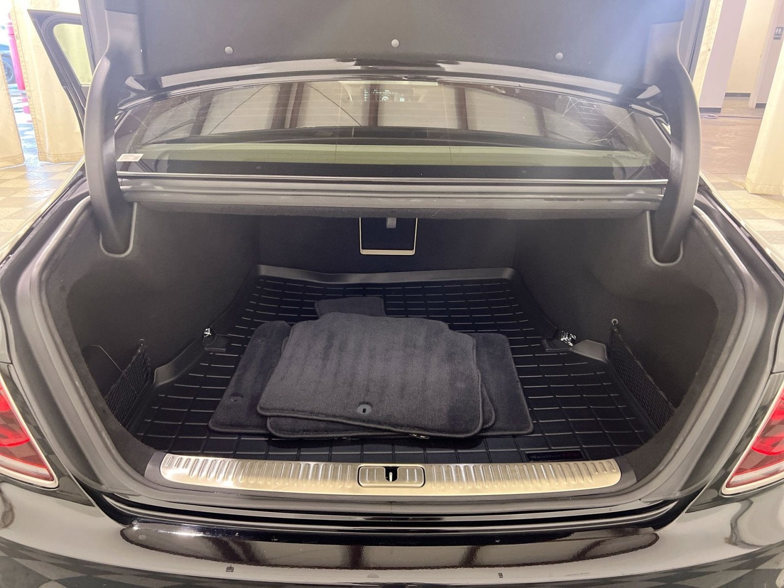 2020 Kia K900 Luxury