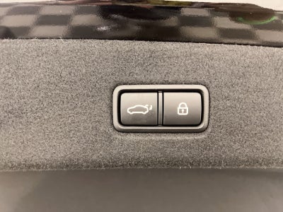 2020 Kia K900 Luxury