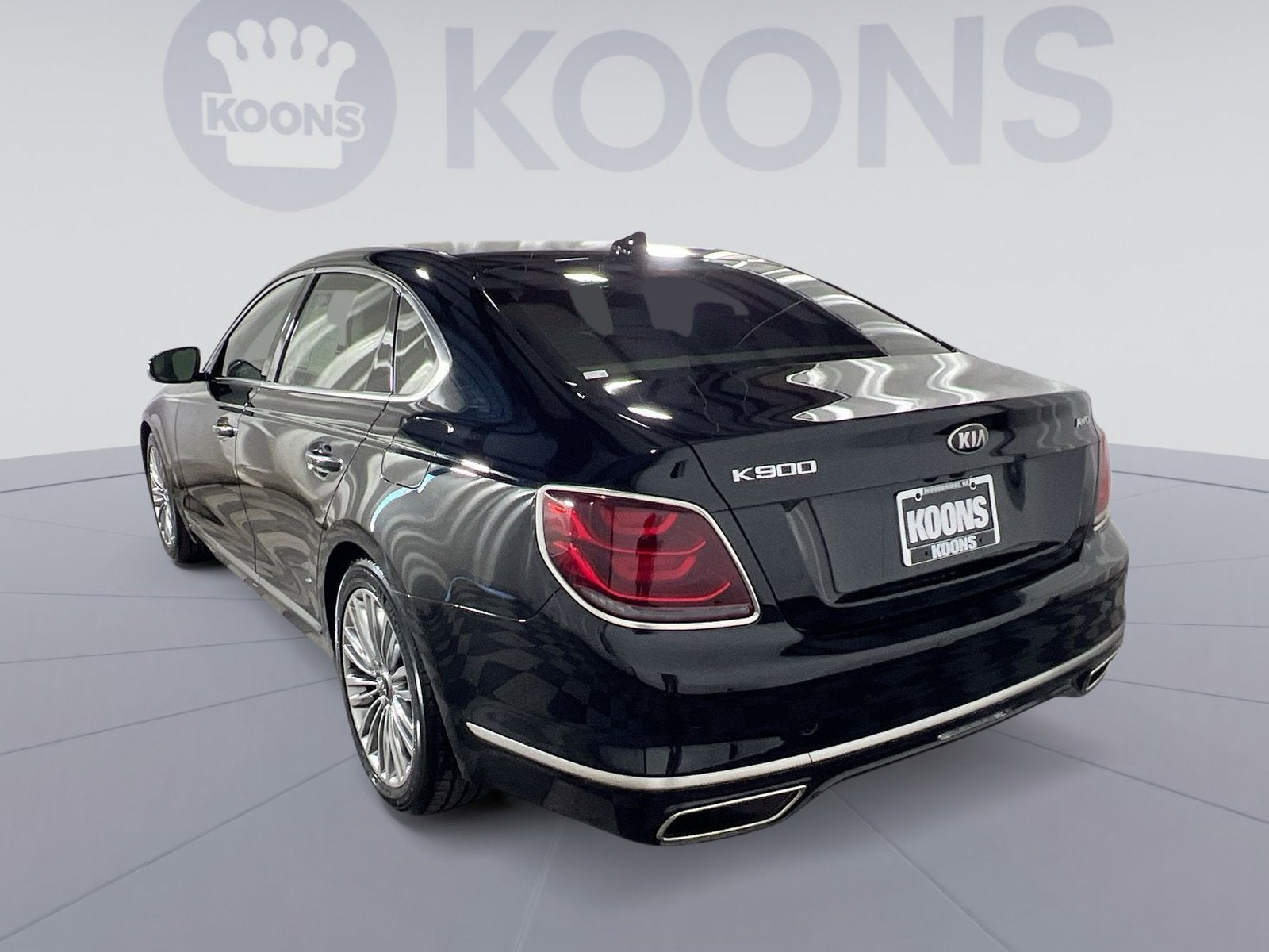 2020 Kia K900 Luxury