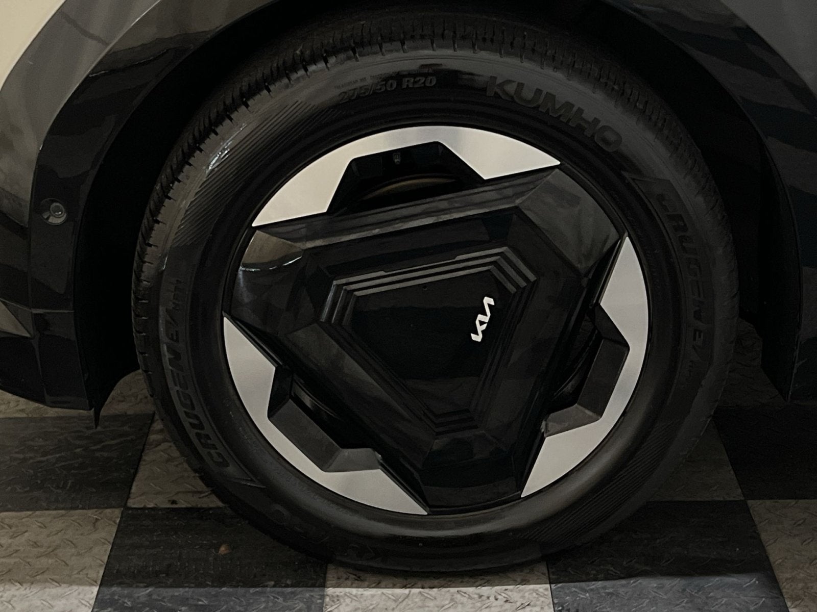 2024 Kia EV9 Land