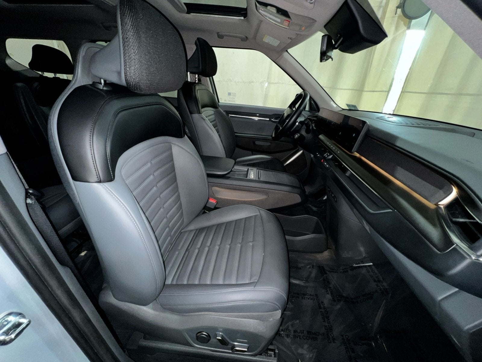 2024 Kia EV9 Land