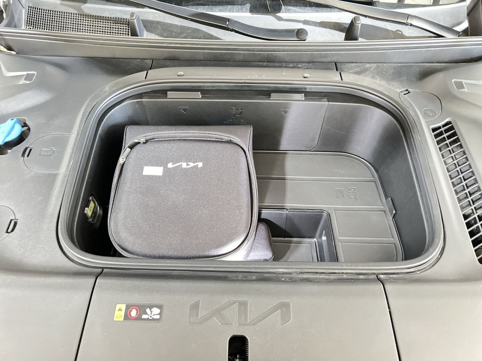 2024 Kia EV9 Land