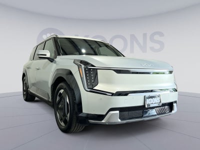 2024 Kia EV9 Land
