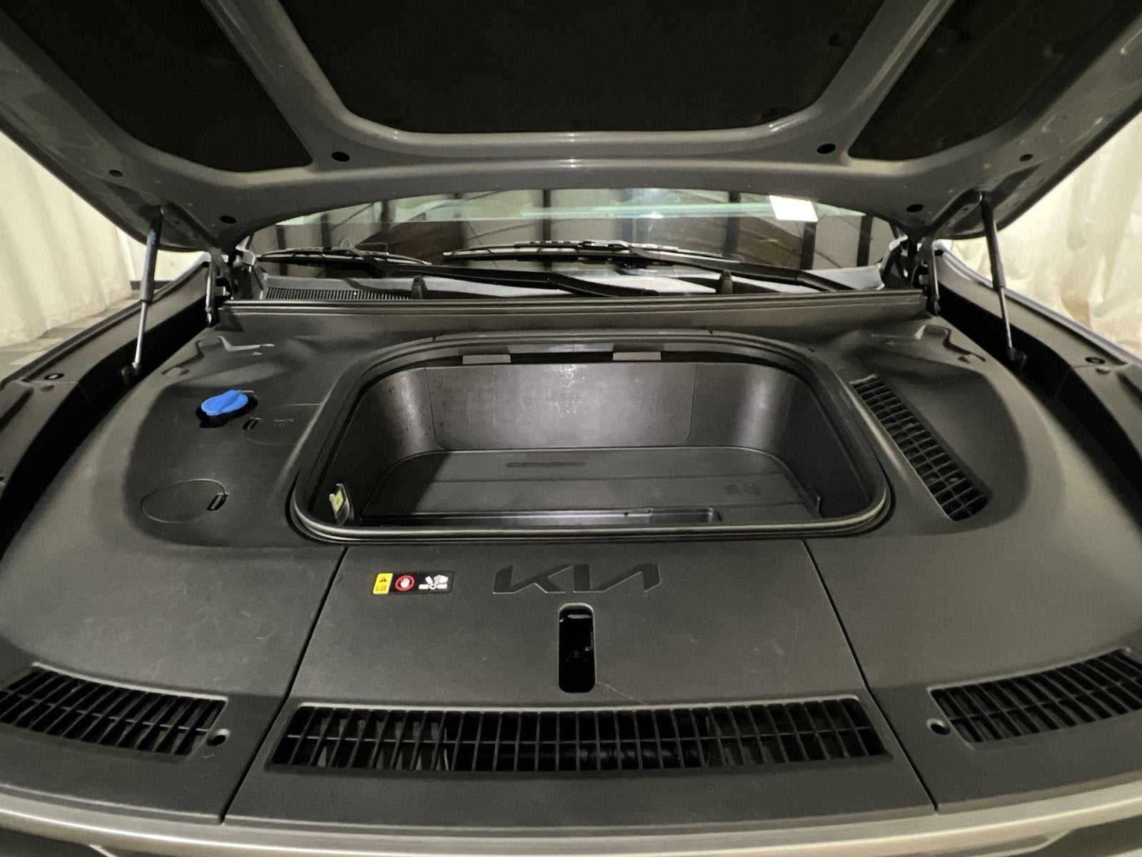 2024 Kia EV9 Wind