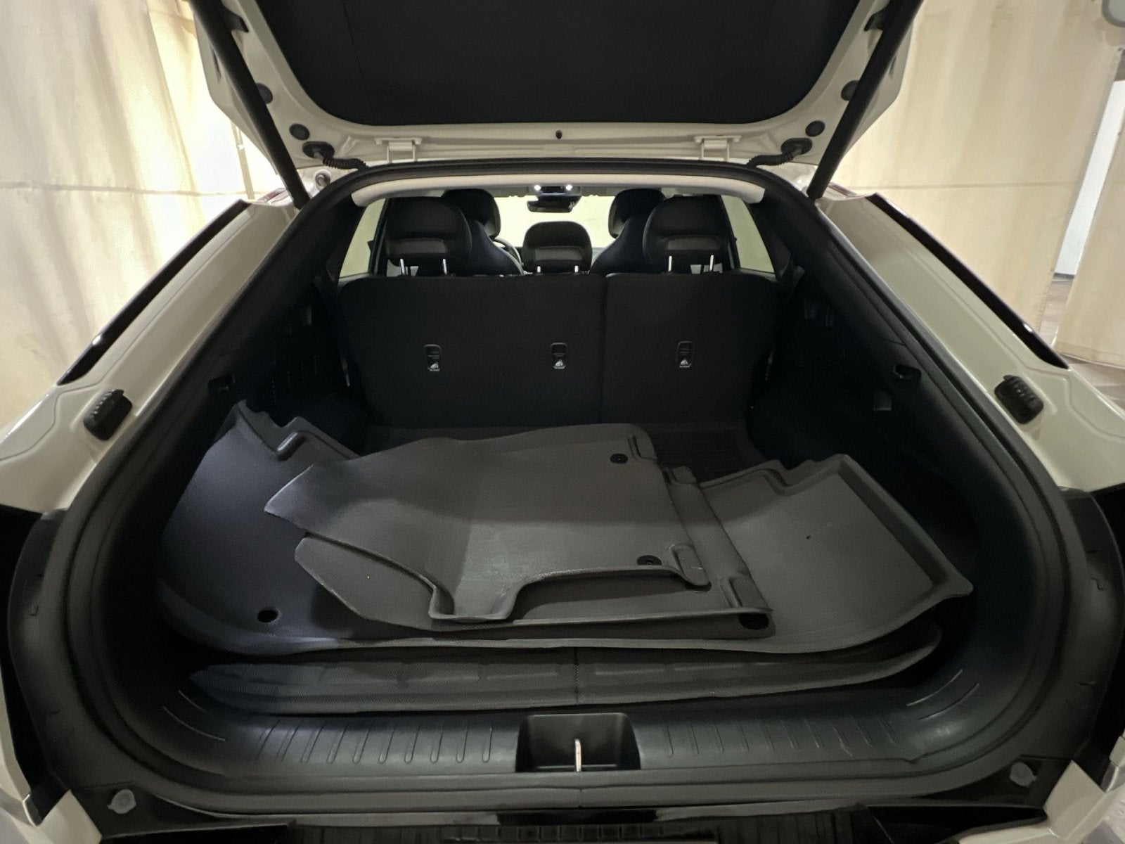 2023 Kia EV6 Wind