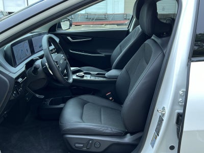 2024 Kia EV6 Light