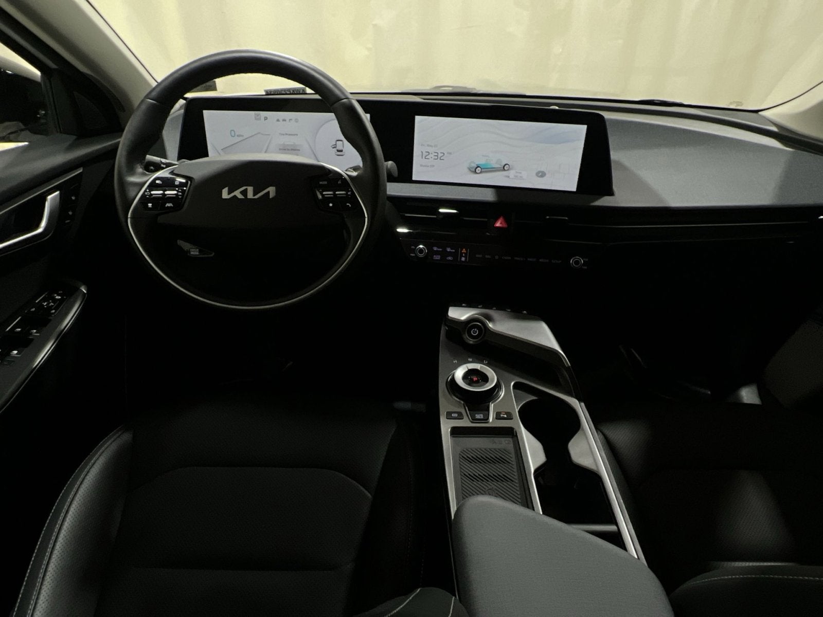 2023 Kia EV6 Wind