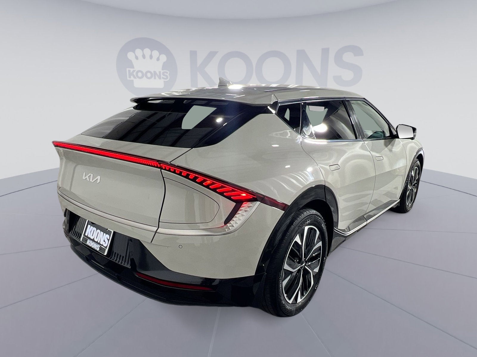 2023 Kia EV6 Wind